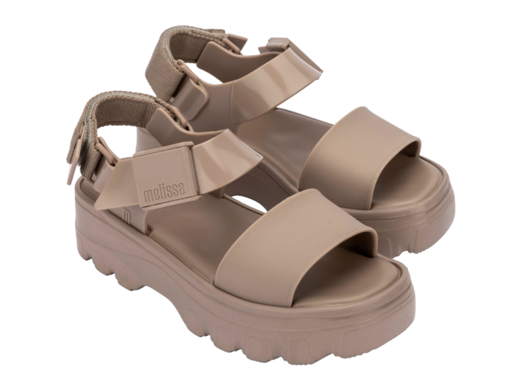 MELISSA KICK OFF SANDAL AD – 