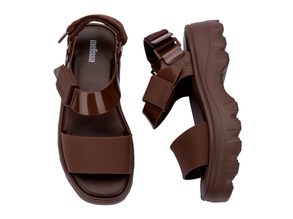 MELISSA KICK OFF SANDAL AD – 