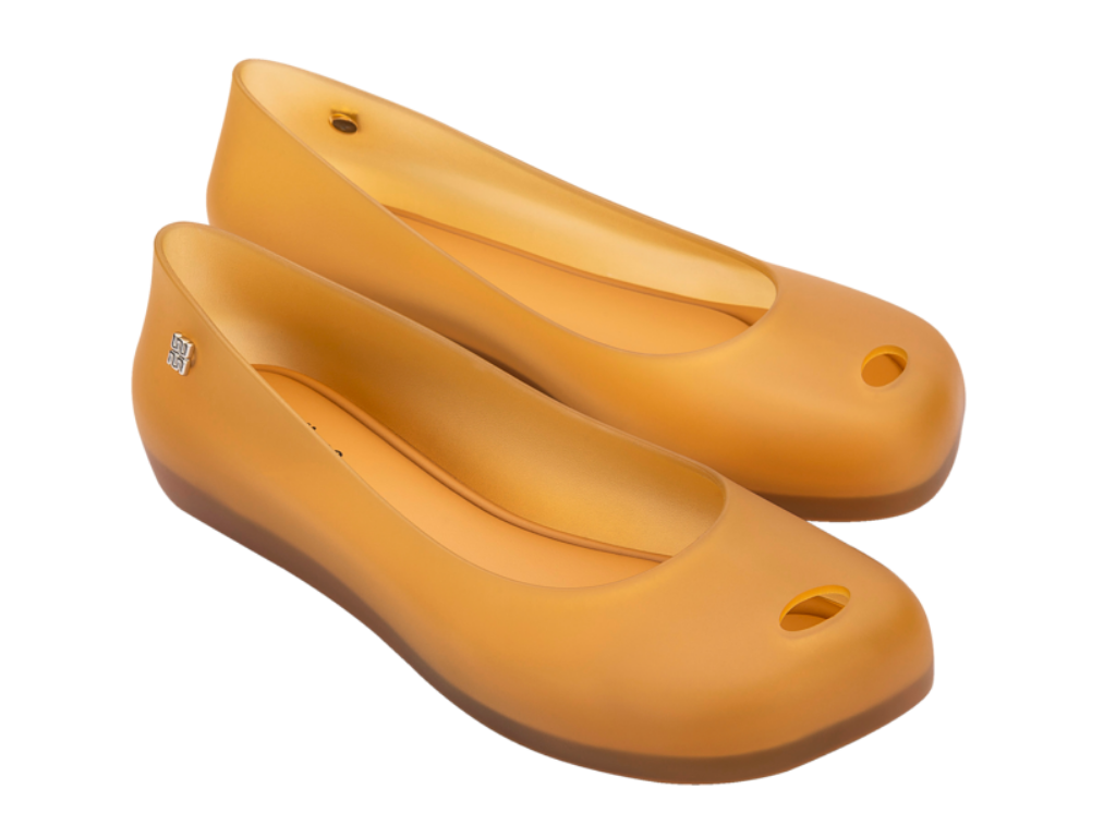 MELISSA ULTRAGIRL FUTURA AD