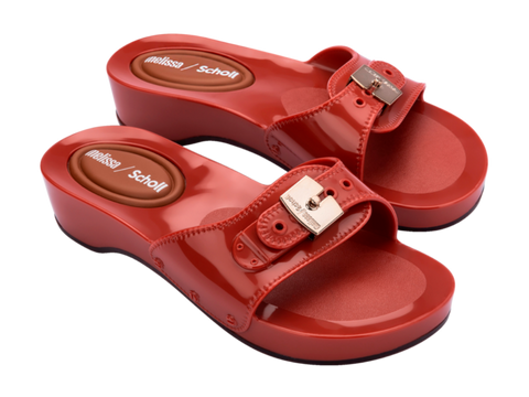 MELISSA PESCURA HEEL + SCHOLL AD