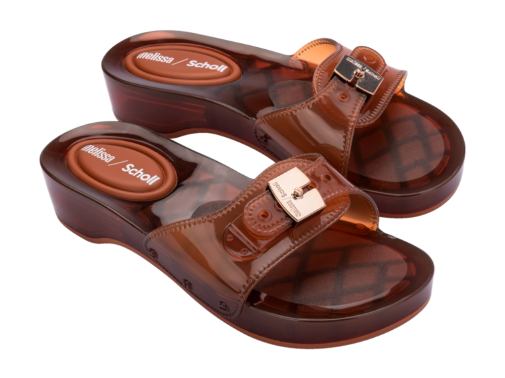 MELISSA PESCURA HEEL + SCHOLL AD