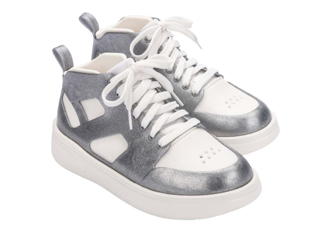 MELISSA PLAYER SNEAKER AD – 