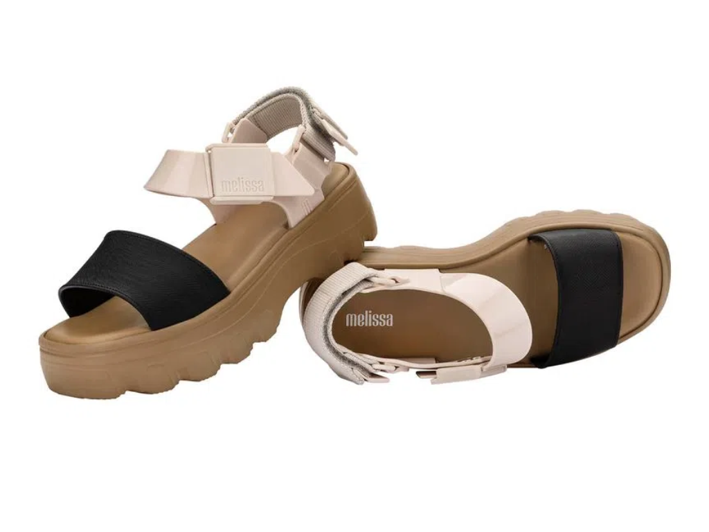 Melissa kick best sale off sandal platform
