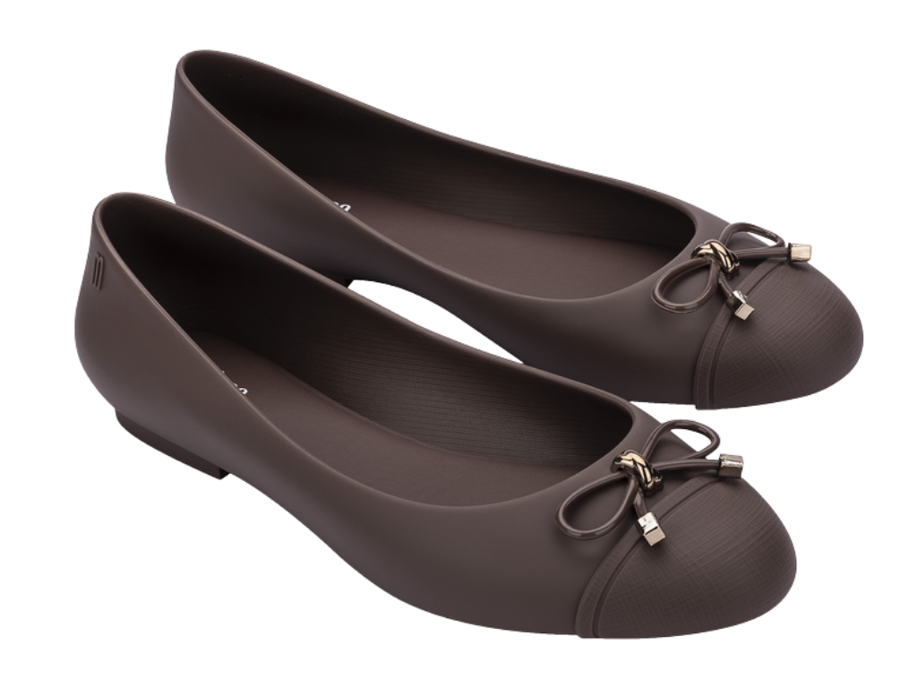 MELISSA DOLL V AD – 
