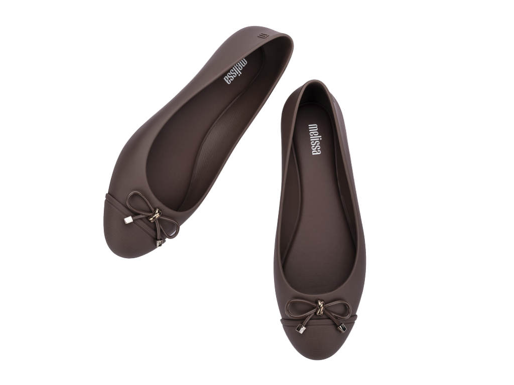 MELISSA DOLL V AD – 