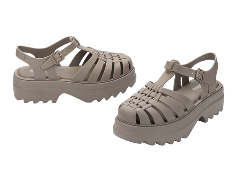MELISSA POSSESSION PLATFORM II AD