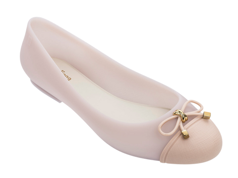 MELISSA DOLL V AD