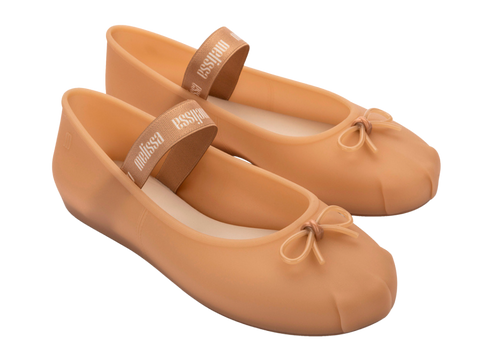 MELISSA SOPHIE AD
