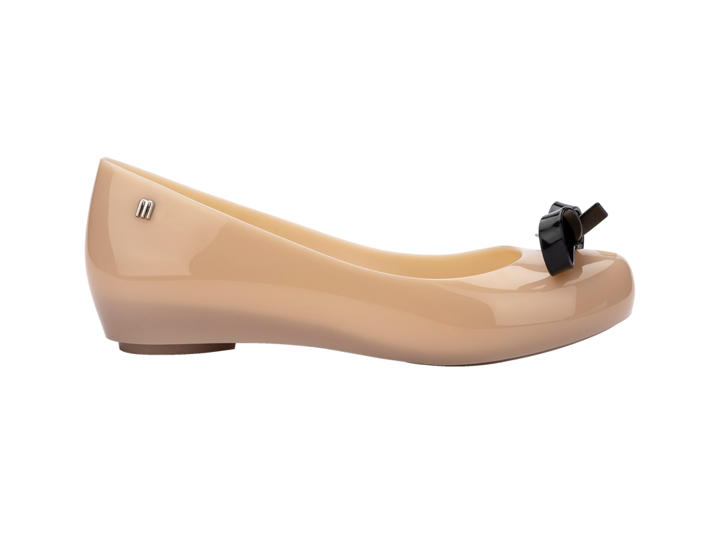 MELISSA ULTRAGIRL BOW III AD – 